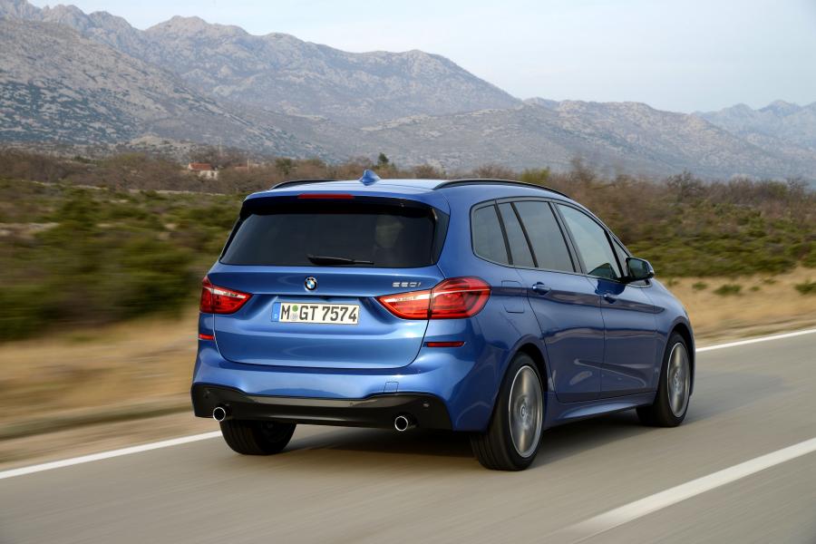  BMW 220i Gran Tourer M Sport Package 2015 года  (фото 12 из 32)
